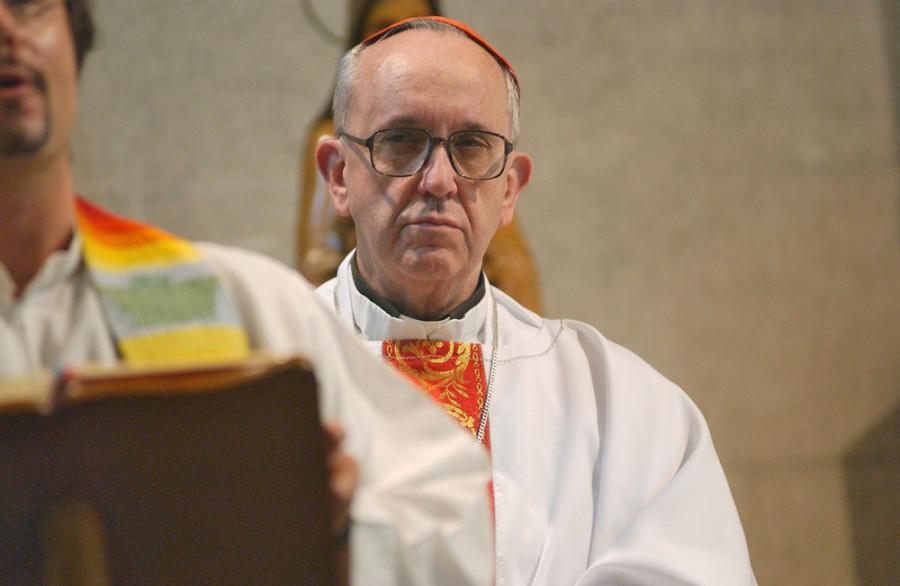 Cardinal Bergoglio of Argentina chosen as new pope
