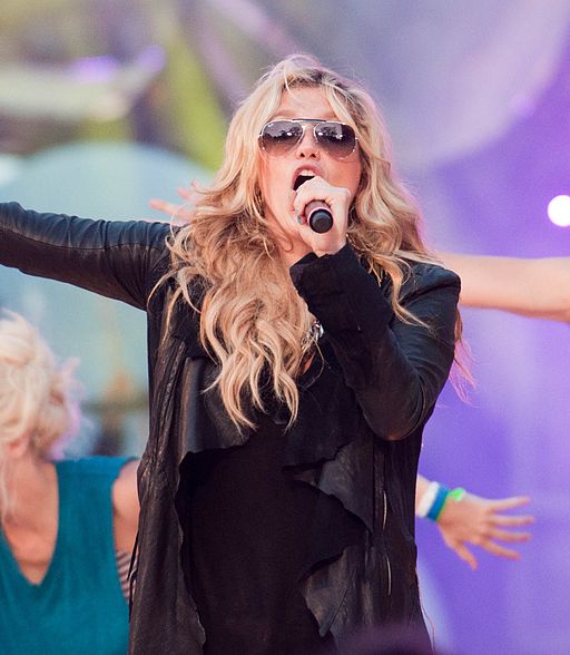 Kesha Postpones Tour Dates To Continue Treatment For Eating Disorder