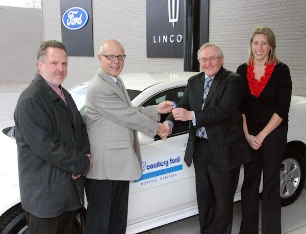Courtesy Ford-Lincoln Donates Car To Northeast Community College For Learning Purposes