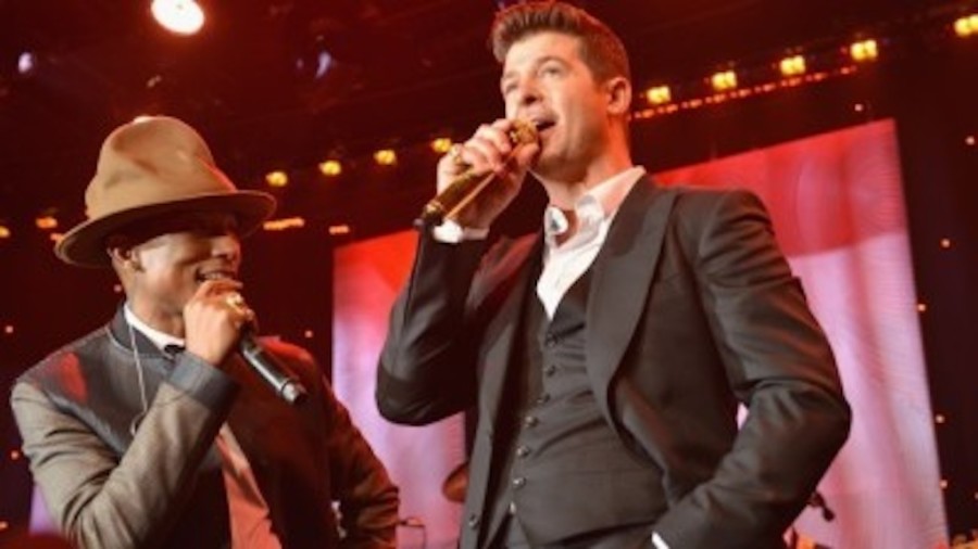Robin Thicke Dances, Plays Piano In Court Over ‘Blurred Lines’ Lawsuit