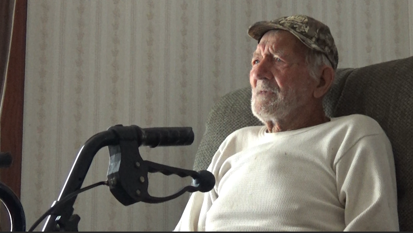 Norfolk Resident and World War II veteran Leo Munsen