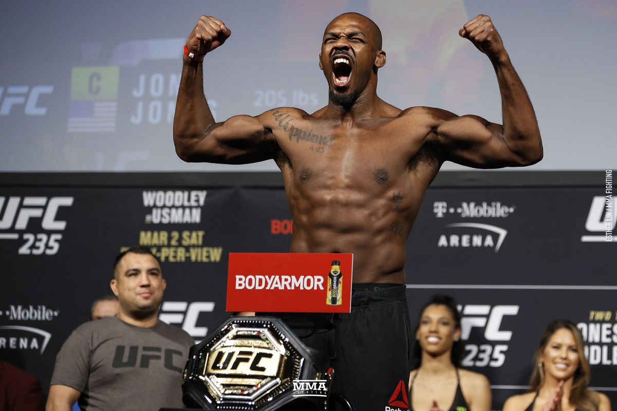 UFC 309 predictions -- Jon Jones vs. Stipe Miocic: Fight card, odds, preview, prelims, expert picks